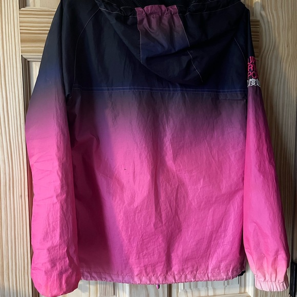 Superdry Pink and Purple Ombre Wind and Rain Jacket / Superdry Windcagoule - Picture 6 of 8